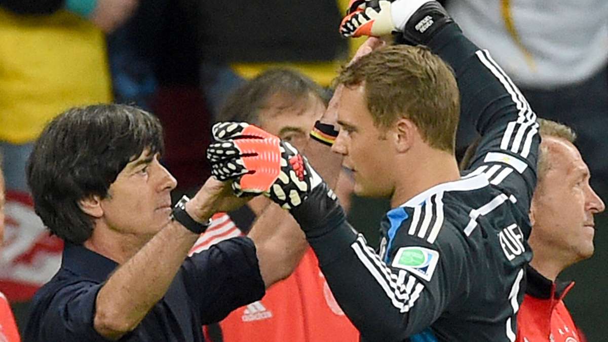 足球运动员 足球运动员