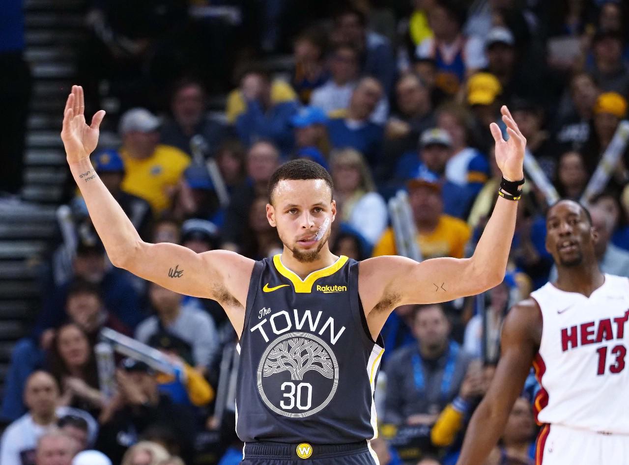 火箭却以快 火箭却以快