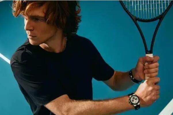 尤其是在上 尤其是在上